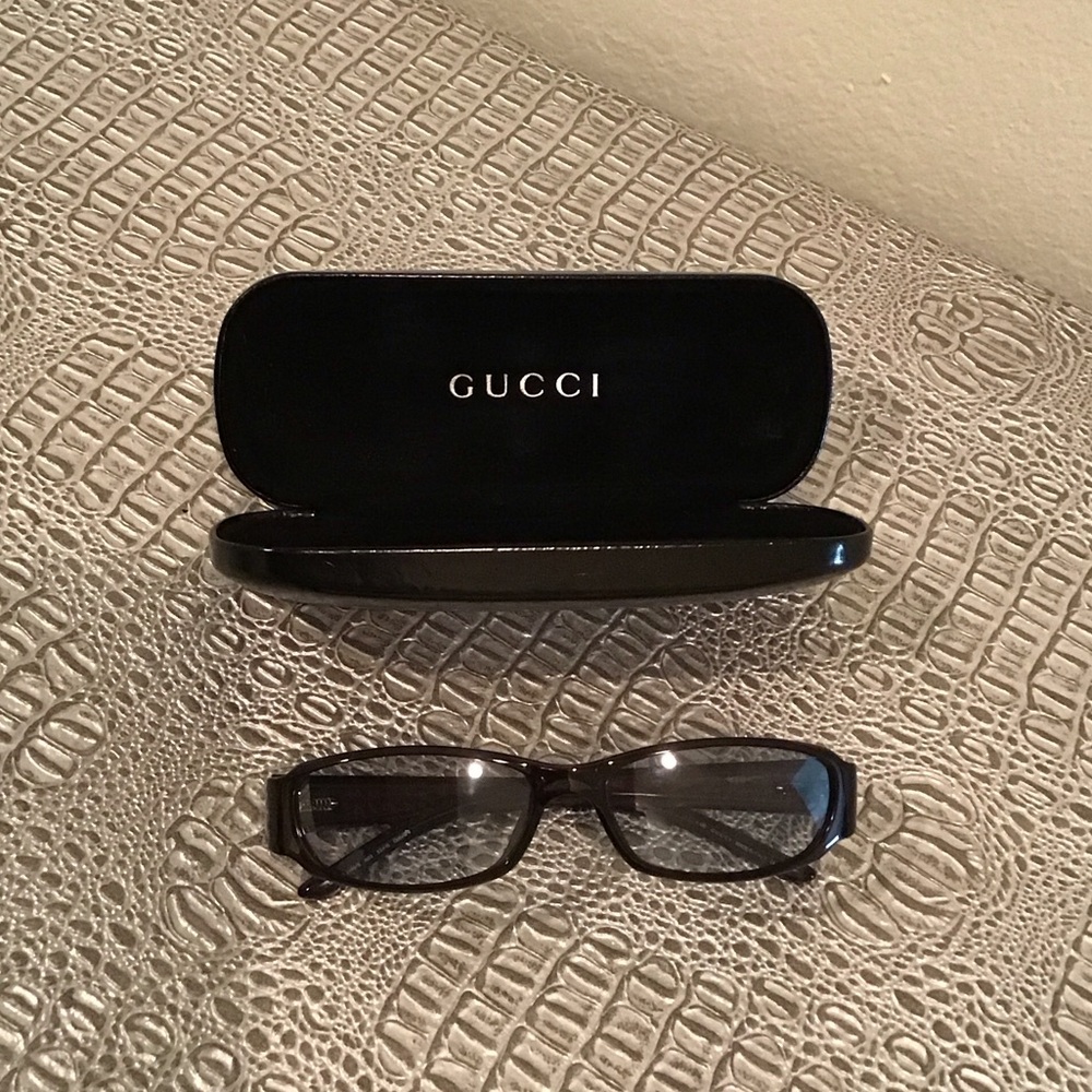 Vintage Gucci Black Rectangular Glasses with Logo… - image 1